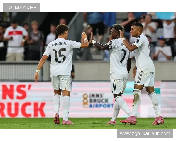 皇马踢得像街球